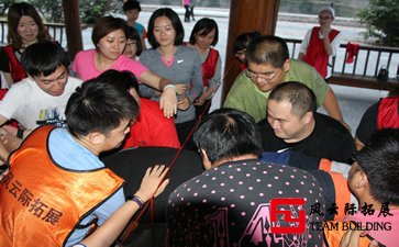 新員工為什么一定要參加公司拓展培訓(xùn)