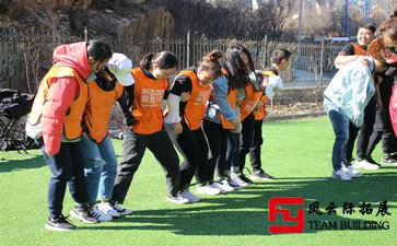 團(tuán)隊(duì)建設(shè)拓展訓(xùn)練感想500字-1500字五篇