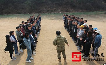 拓展訓(xùn)練是一種精神，一種考驗(yàn)三篇