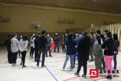 新生軍訓(xùn)為什么找北京拓展培訓(xùn)公司合作
