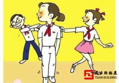 123木頭人游戲作文,玩有趣的木頭人游戲的作文500字