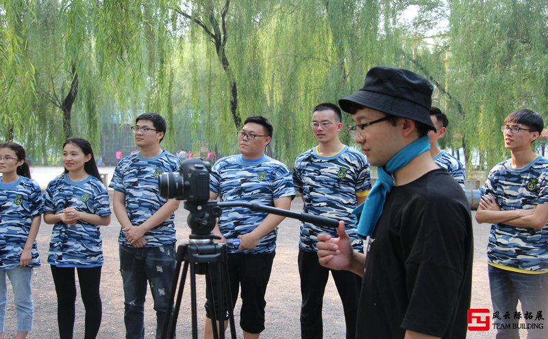 企業(yè)拓展訓(xùn)練能夠有效地提升團(tuán)隊(duì)凝聚力