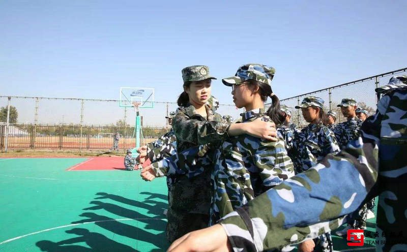拓展軍訓