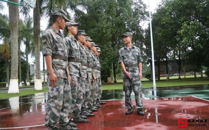 大學生軍訓